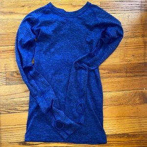 Lululemon tight running shirt